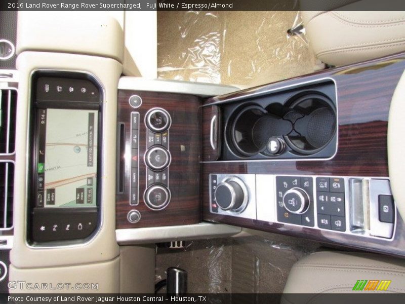 Fuji White / Espresso/Almond 2016 Land Rover Range Rover Supercharged