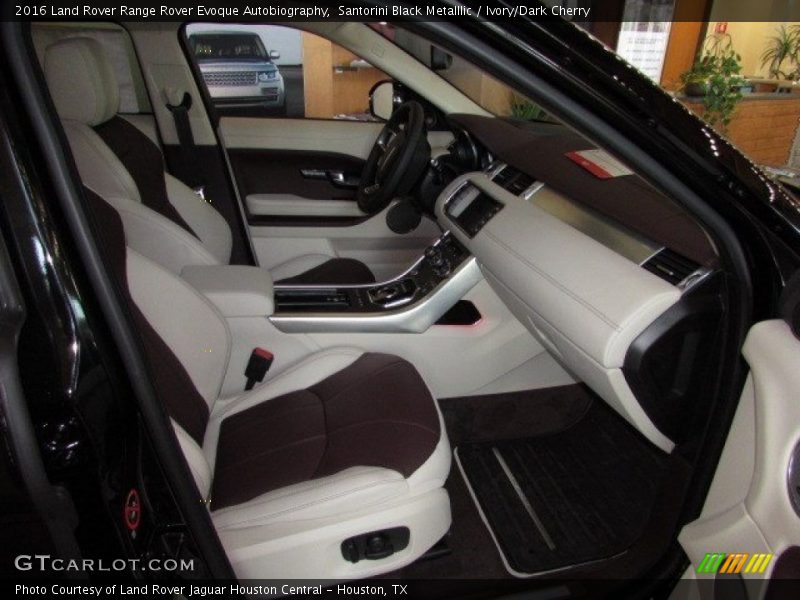  2016 Range Rover Evoque Autobiography Ivory/Dark Cherry Interior