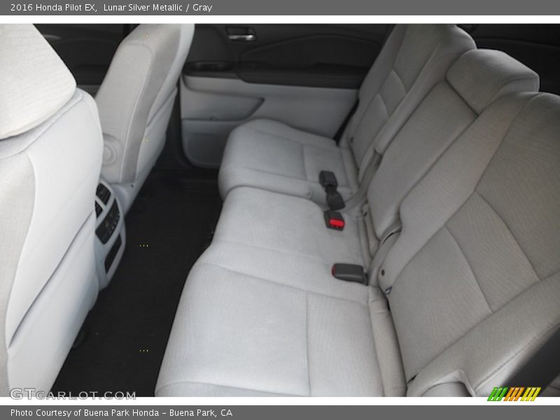 Lunar Silver Metallic / Gray 2016 Honda Pilot EX