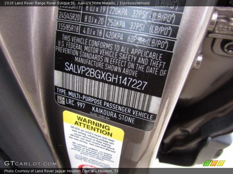 Kaikora Stone Metalllic / Espresso/Almond 2016 Land Rover Range Rover Evoque SE