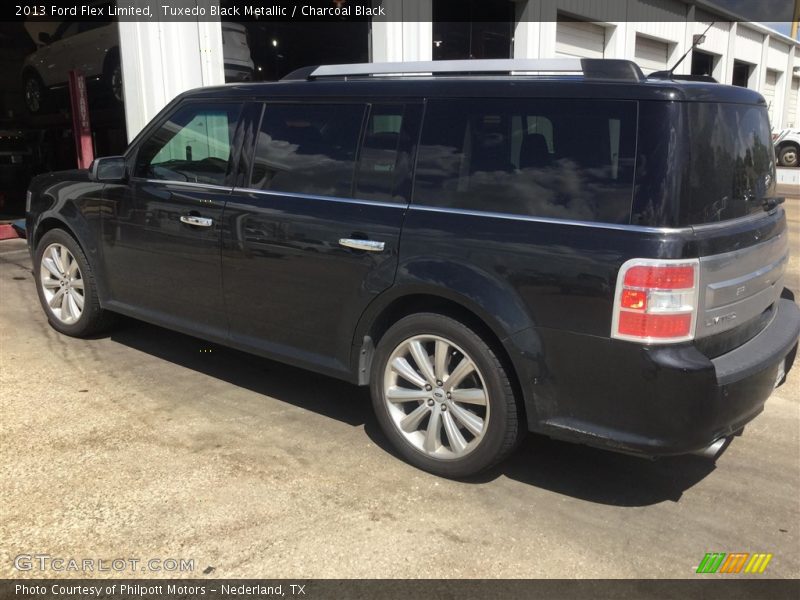 Tuxedo Black Metallic / Charcoal Black 2013 Ford Flex Limited