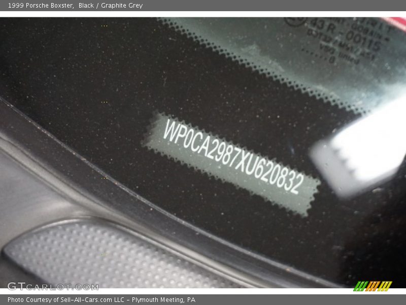 Black / Graphite Grey 1999 Porsche Boxster