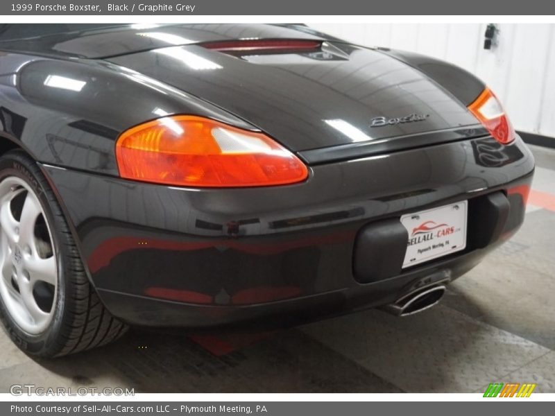 Black / Graphite Grey 1999 Porsche Boxster