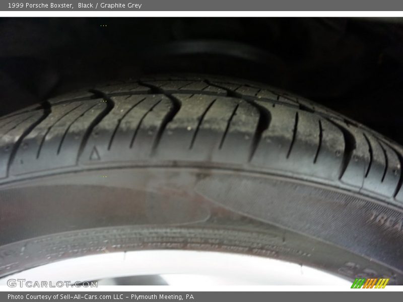 Black / Graphite Grey 1999 Porsche Boxster