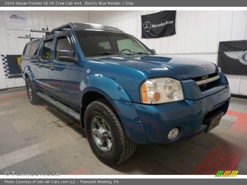 Electric Blue Metallic / Gray 2004 Nissan Frontier XE V6 Crew Cab 4x4