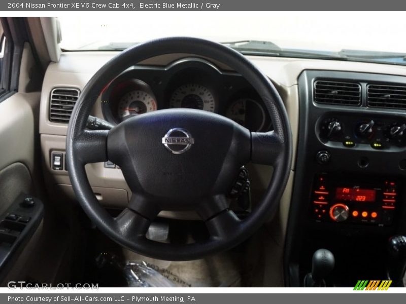 Electric Blue Metallic / Gray 2004 Nissan Frontier XE V6 Crew Cab 4x4