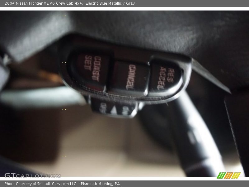 Electric Blue Metallic / Gray 2004 Nissan Frontier XE V6 Crew Cab 4x4