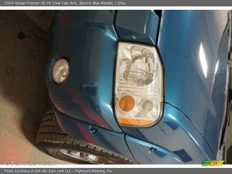 Electric Blue Metallic / Gray 2004 Nissan Frontier XE V6 Crew Cab 4x4
