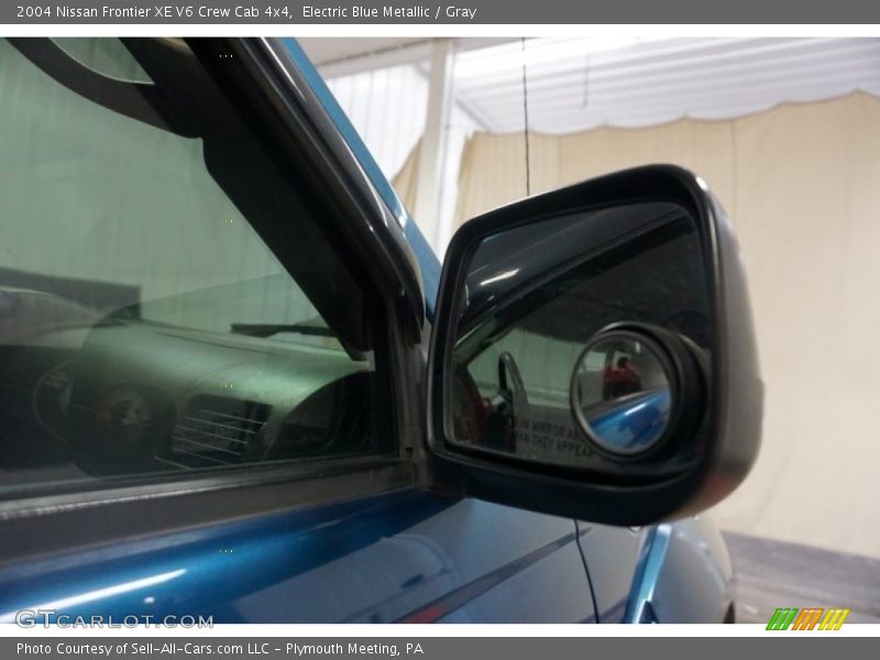 Electric Blue Metallic / Gray 2004 Nissan Frontier XE V6 Crew Cab 4x4