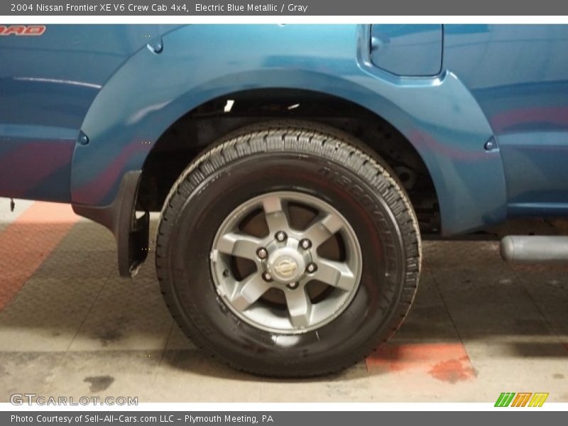 Electric Blue Metallic / Gray 2004 Nissan Frontier XE V6 Crew Cab 4x4
