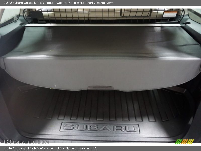 Satin White Pearl / Warm Ivory 2010 Subaru Outback 3.6R Limited Wagon
