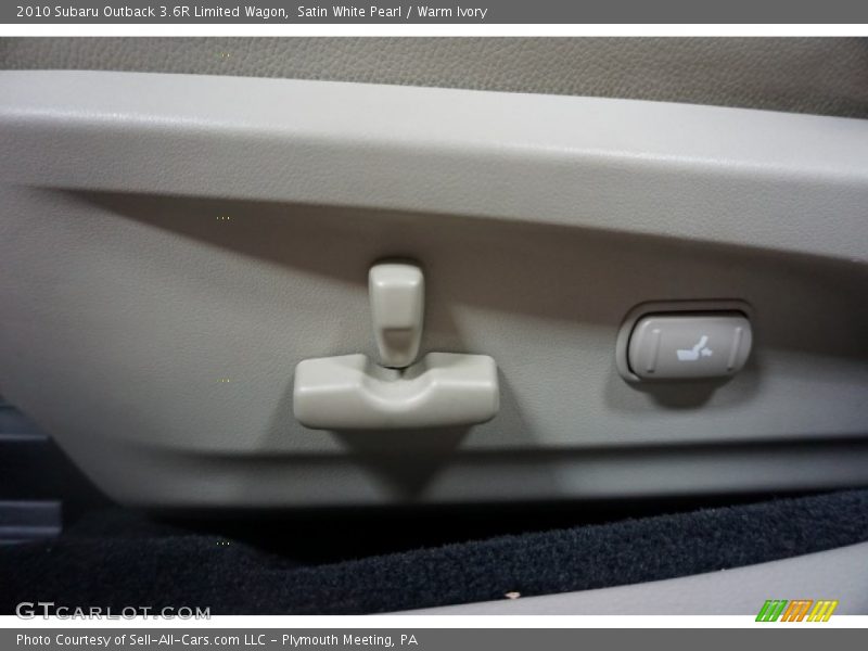 Satin White Pearl / Warm Ivory 2010 Subaru Outback 3.6R Limited Wagon