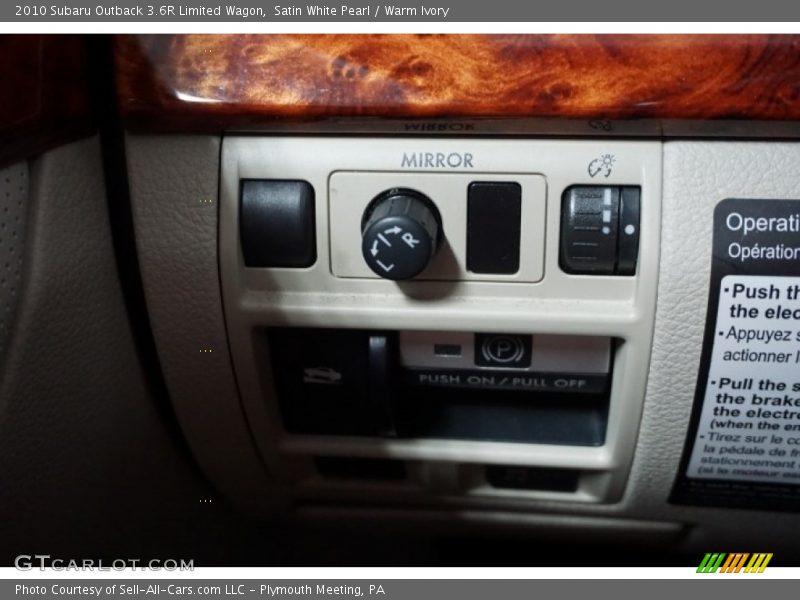 Satin White Pearl / Warm Ivory 2010 Subaru Outback 3.6R Limited Wagon