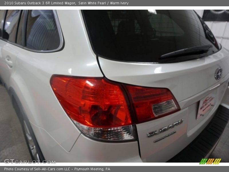 Satin White Pearl / Warm Ivory 2010 Subaru Outback 3.6R Limited Wagon
