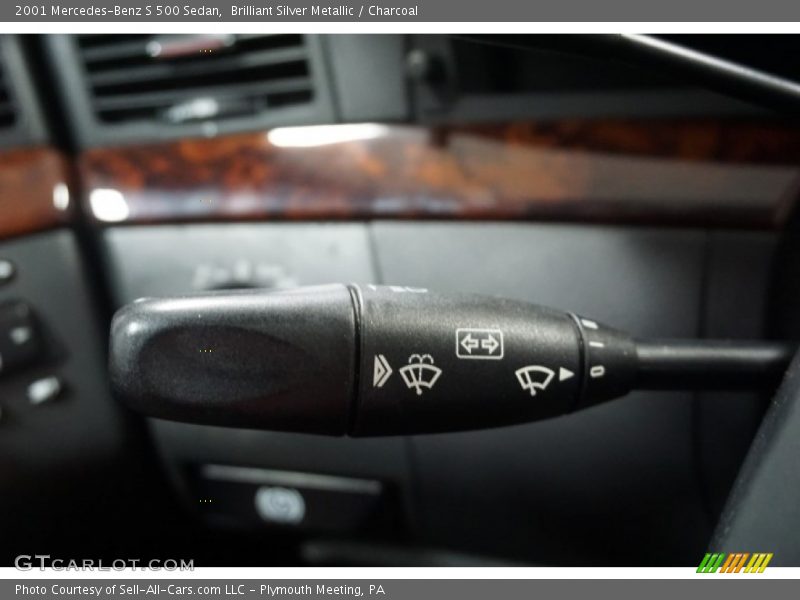 Brilliant Silver Metallic / Charcoal 2001 Mercedes-Benz S 500 Sedan