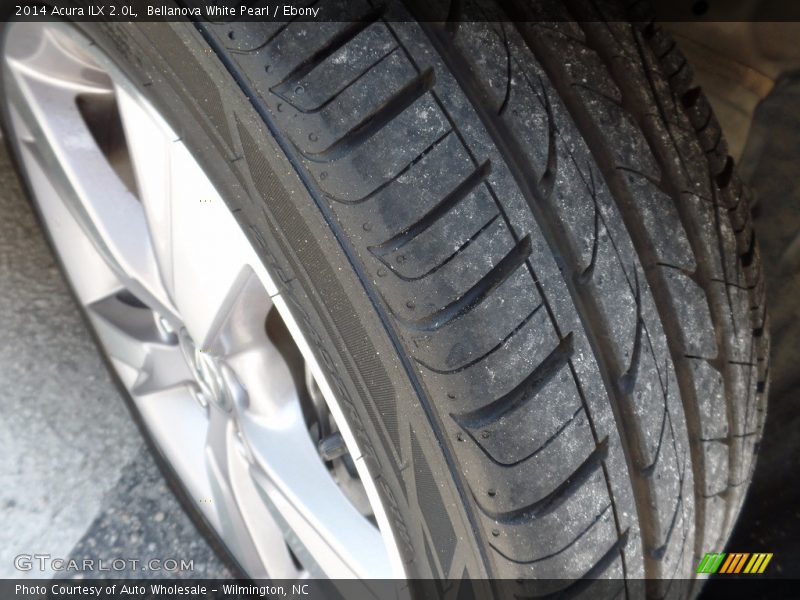 Bellanova White Pearl / Ebony 2014 Acura ILX 2.0L