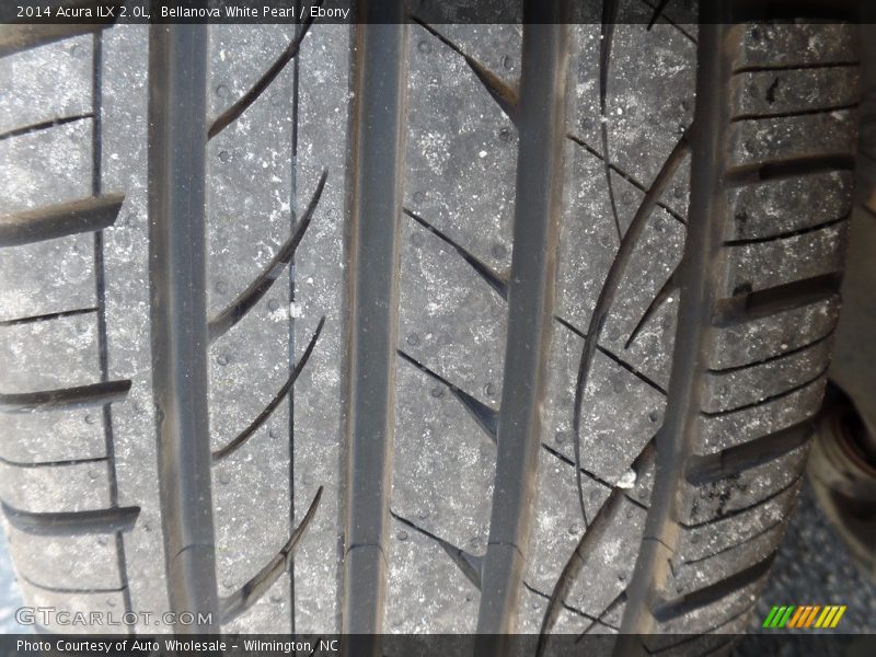 Bellanova White Pearl / Ebony 2014 Acura ILX 2.0L