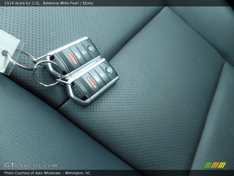 Bellanova White Pearl / Ebony 2014 Acura ILX 2.0L