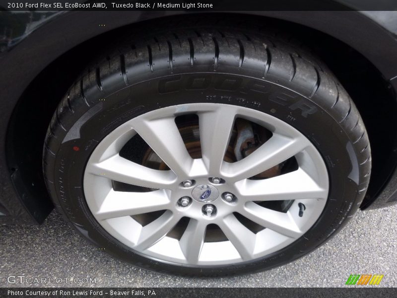 Tuxedo Black / Medium Light Stone 2010 Ford Flex SEL EcoBoost AWD