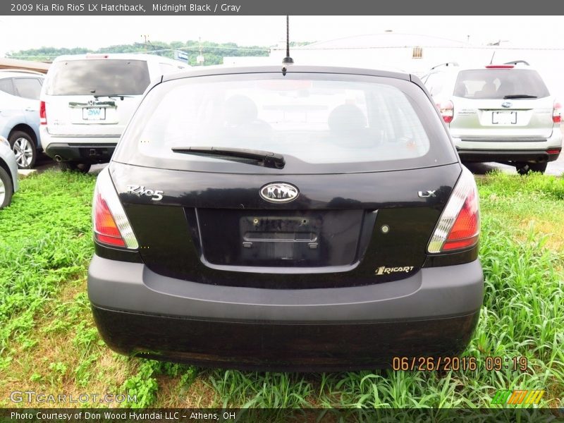Midnight Black / Gray 2009 Kia Rio Rio5 LX Hatchback