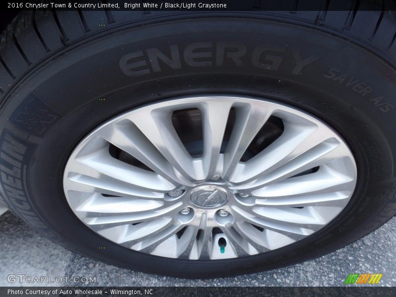 Bright White / Black/Light Graystone 2016 Chrysler Town & Country Limited