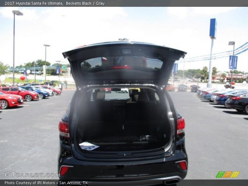Becketts Black / Gray 2017 Hyundai Santa Fe Ultimate