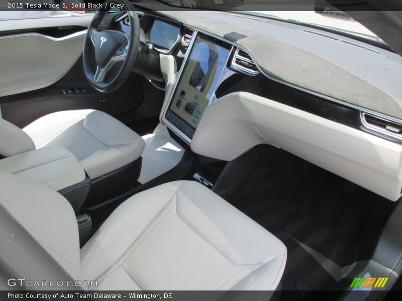 Solid Black / Grey 2015 Tesla Model S