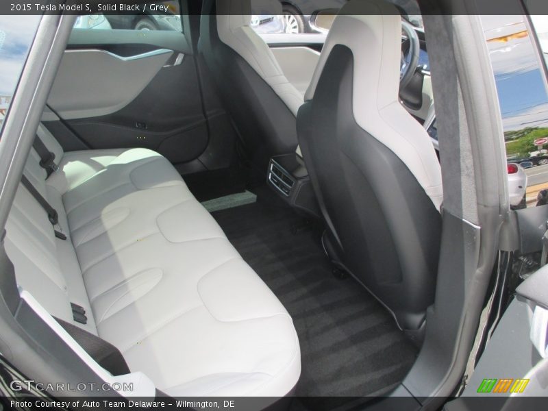 Solid Black / Grey 2015 Tesla Model S