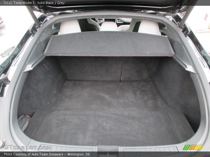 Solid Black / Grey 2015 Tesla Model S