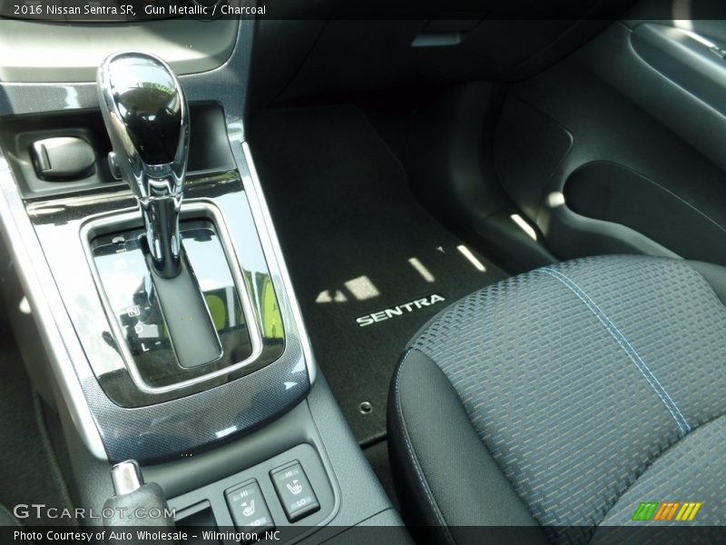 Gun Metallic / Charcoal 2016 Nissan Sentra SR