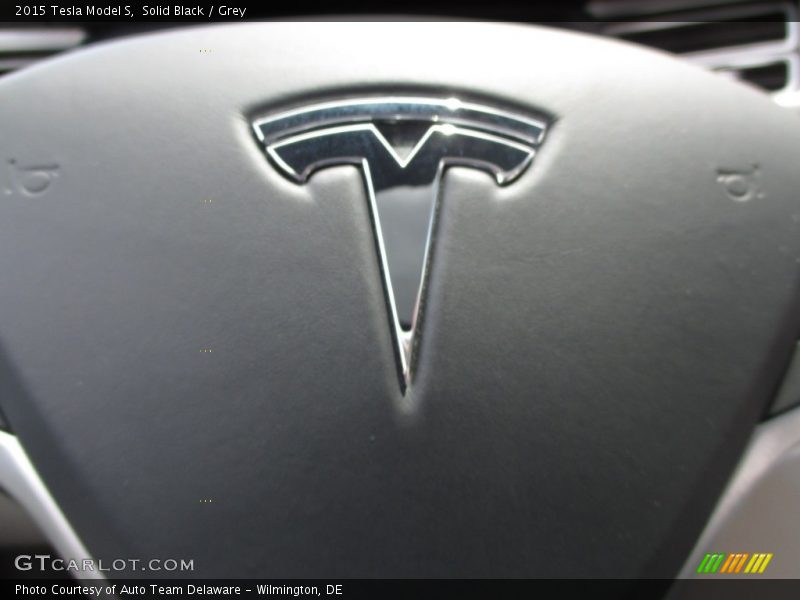 Solid Black / Grey 2015 Tesla Model S