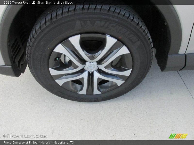 Silver Sky Metallic / Black 2016 Toyota RAV4 LE