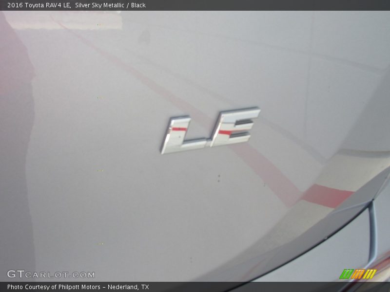 Silver Sky Metallic / Black 2016 Toyota RAV4 LE