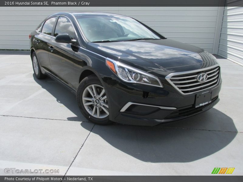 Phantom Black / Gray 2016 Hyundai Sonata SE