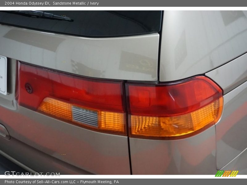 Sandstone Metallic / Ivory 2004 Honda Odyssey EX