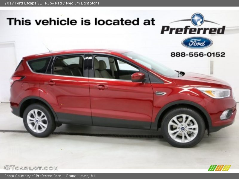 Ruby Red / Medium Light Stone 2017 Ford Escape SE