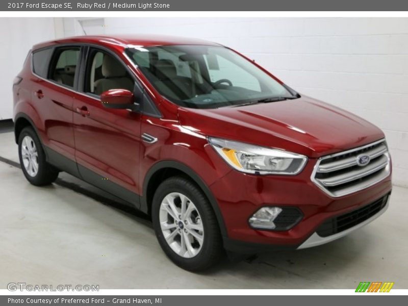 Ruby Red / Medium Light Stone 2017 Ford Escape SE