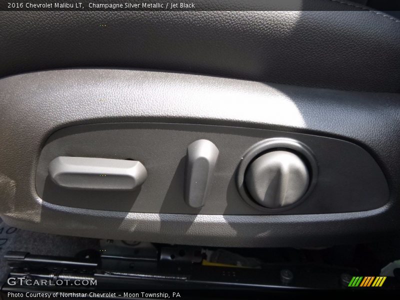Champagne Silver Metallic / Jet Black 2016 Chevrolet Malibu LT