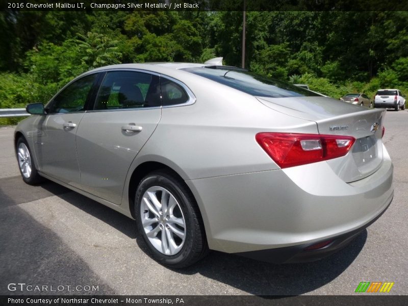 Champagne Silver Metallic / Jet Black 2016 Chevrolet Malibu LT