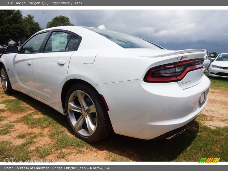 Bright White / Black 2016 Dodge Charger R/T