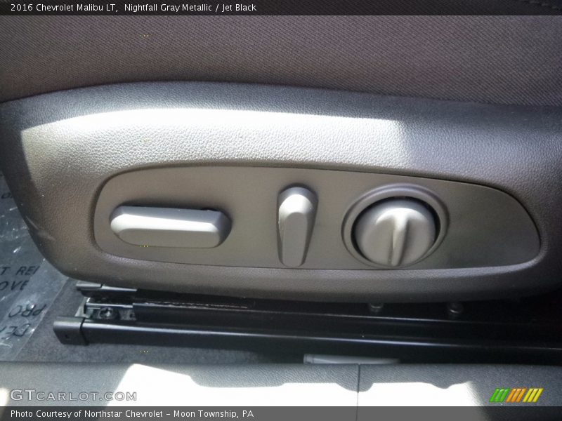 Nightfall Gray Metallic / Jet Black 2016 Chevrolet Malibu LT