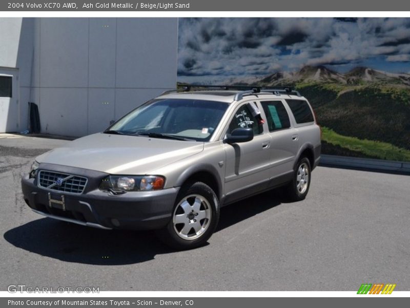 Ash Gold Metallic / Beige/Light Sand 2004 Volvo XC70 AWD