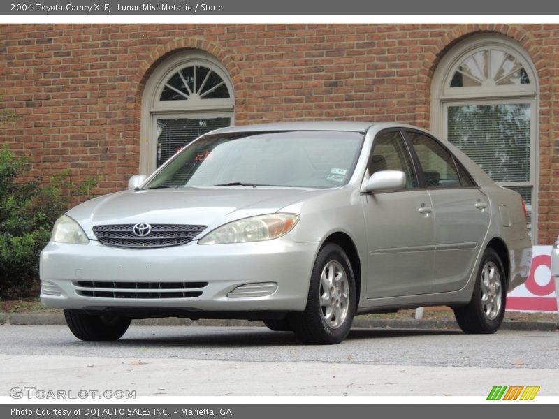 Lunar Mist Metallic / Stone 2004 Toyota Camry XLE