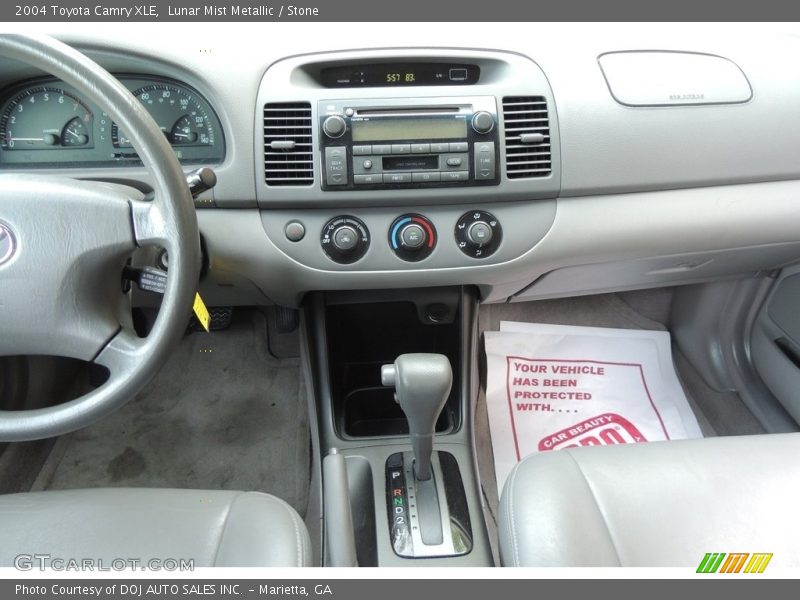 Lunar Mist Metallic / Stone 2004 Toyota Camry XLE