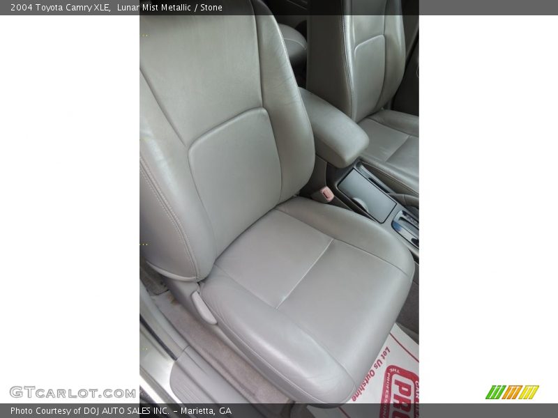 Lunar Mist Metallic / Stone 2004 Toyota Camry XLE