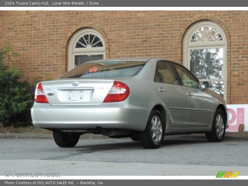 Lunar Mist Metallic / Stone 2004 Toyota Camry XLE