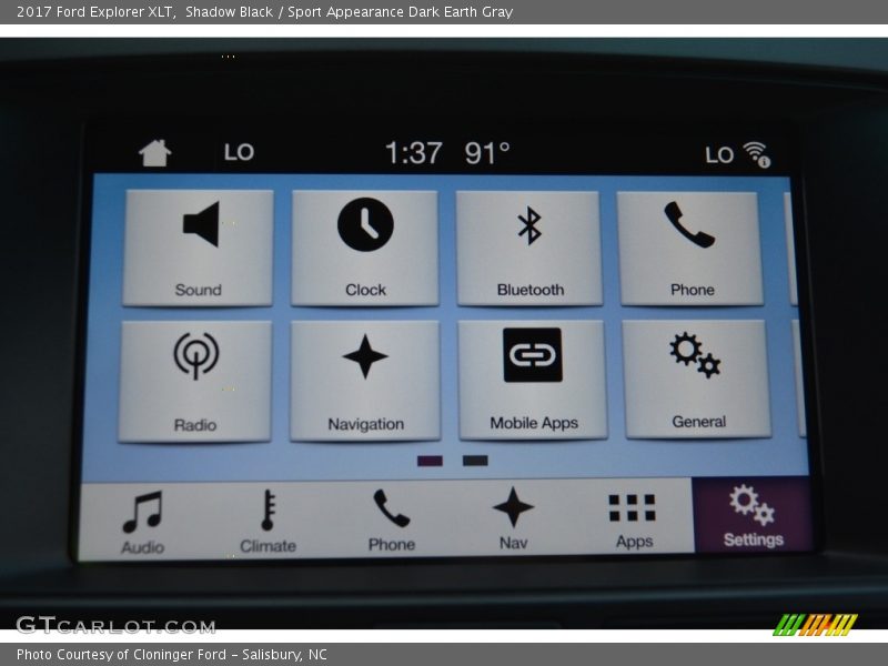 Shadow Black / Sport Appearance Dark Earth Gray 2017 Ford Explorer XLT