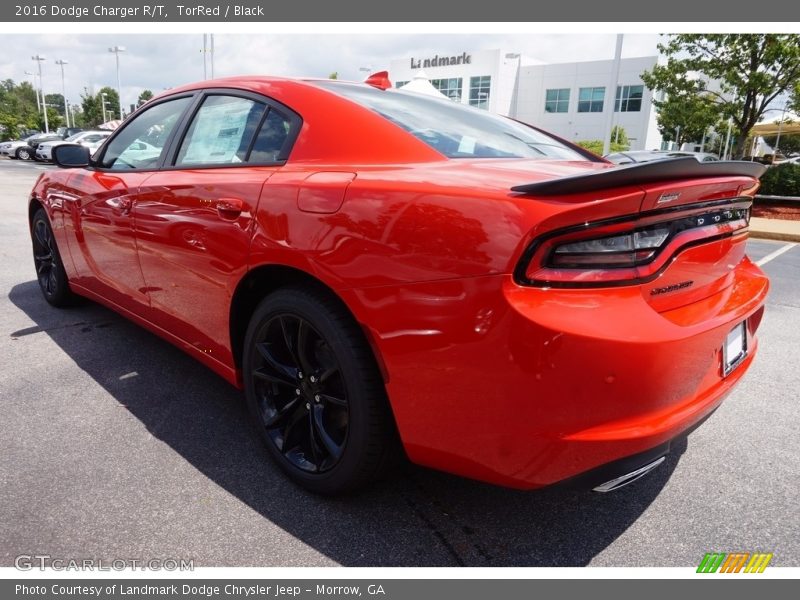 TorRed / Black 2016 Dodge Charger R/T