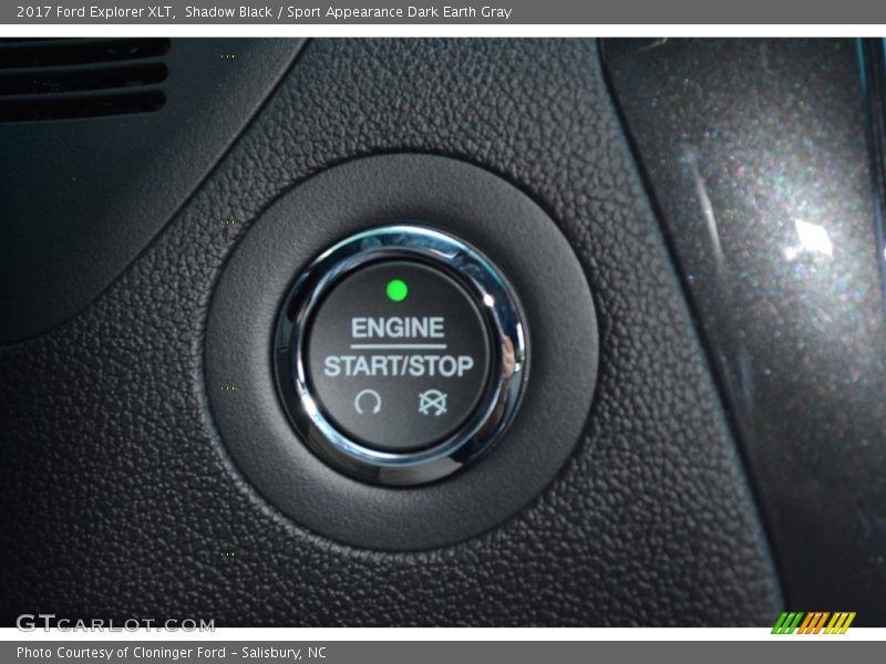 Shadow Black / Sport Appearance Dark Earth Gray 2017 Ford Explorer XLT