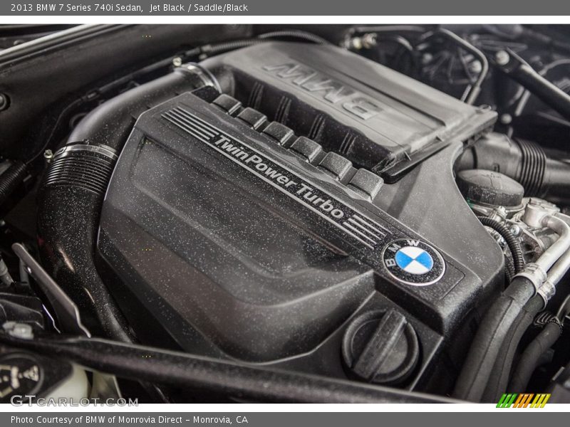  2013 7 Series 740i Sedan Logo